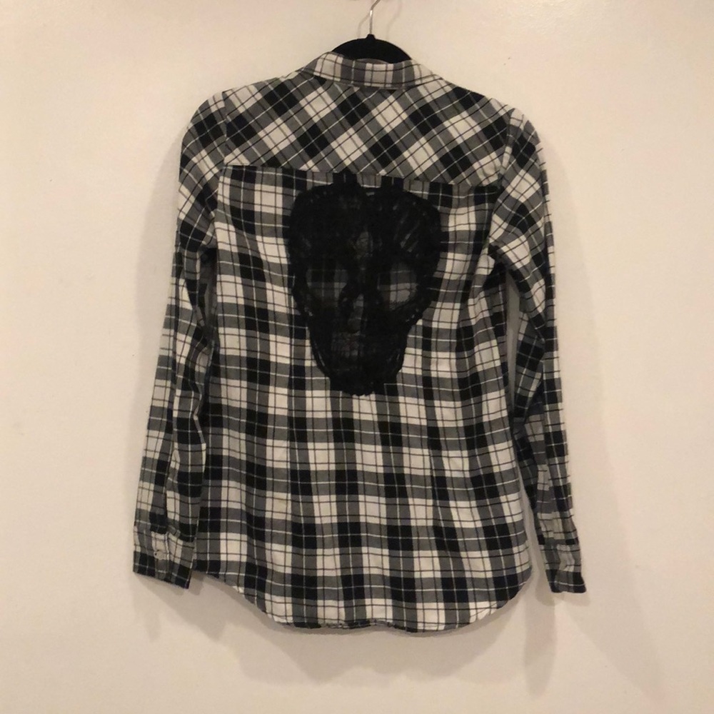 Hot Topic Lace Skull Back Black & White Flannel